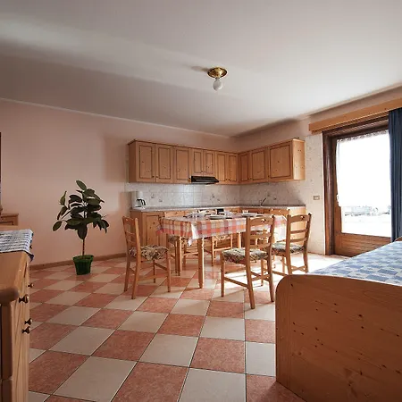 아파트 Bait Carosello 리비뇨